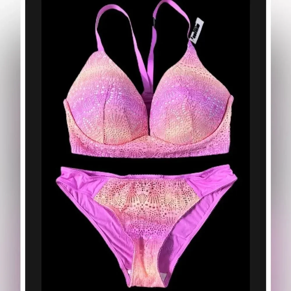 Victorias Secret Set Body Lightly Lined Plunge Wireless bra & cheekini panty
